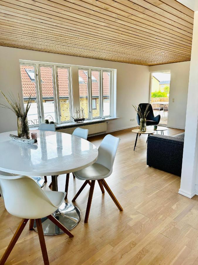 Skon Villalejlighed I Skagen Med Terrasse Og Taet Pa Centrum Bagian luar foto